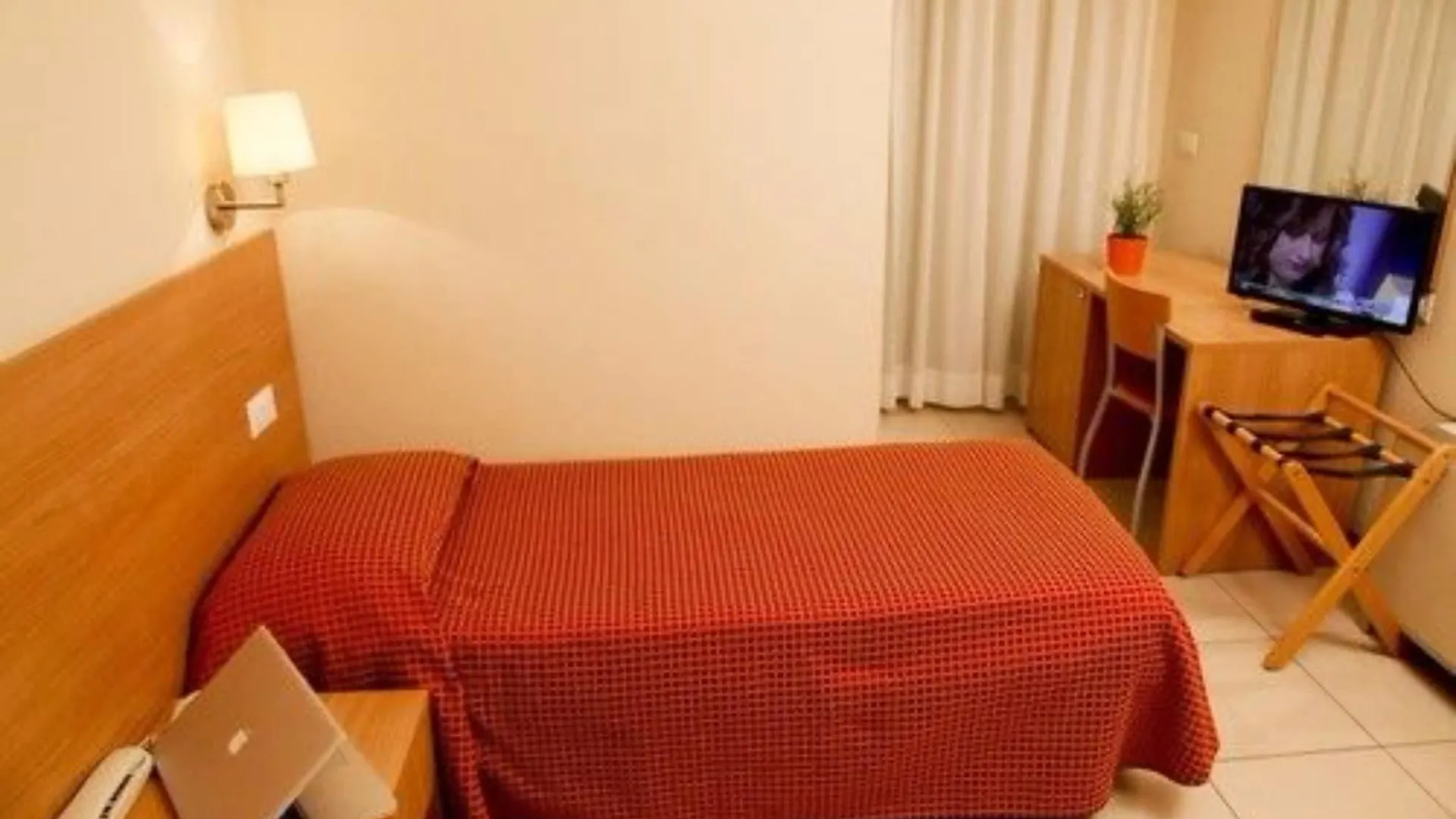Hotel Majorca Sul Mare In Centro A Riccione 3*,
